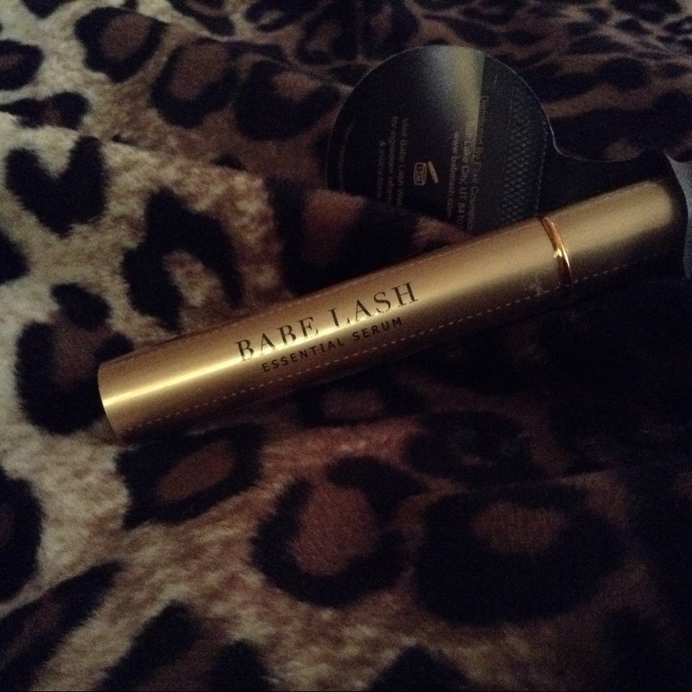 BABE LASH ESSENTIAL SERUM